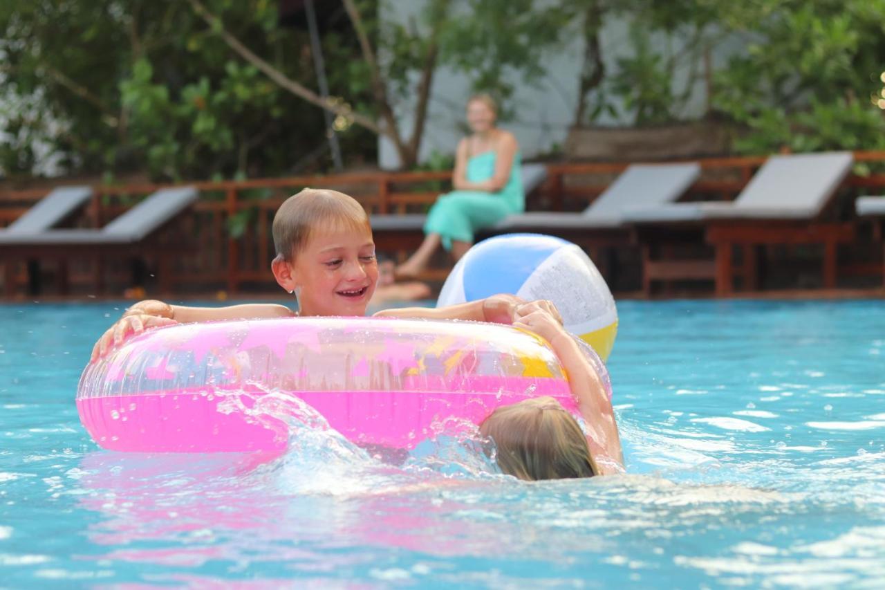 Marakolliya Beach Resort Тангалла Экстерьер фото