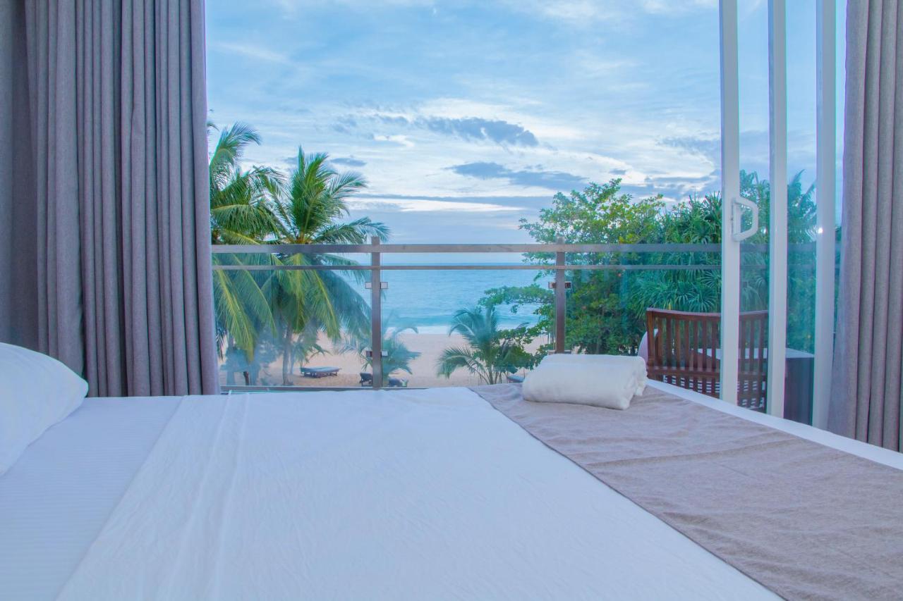 Marakolliya Beach Resort Тангалла Экстерьер фото