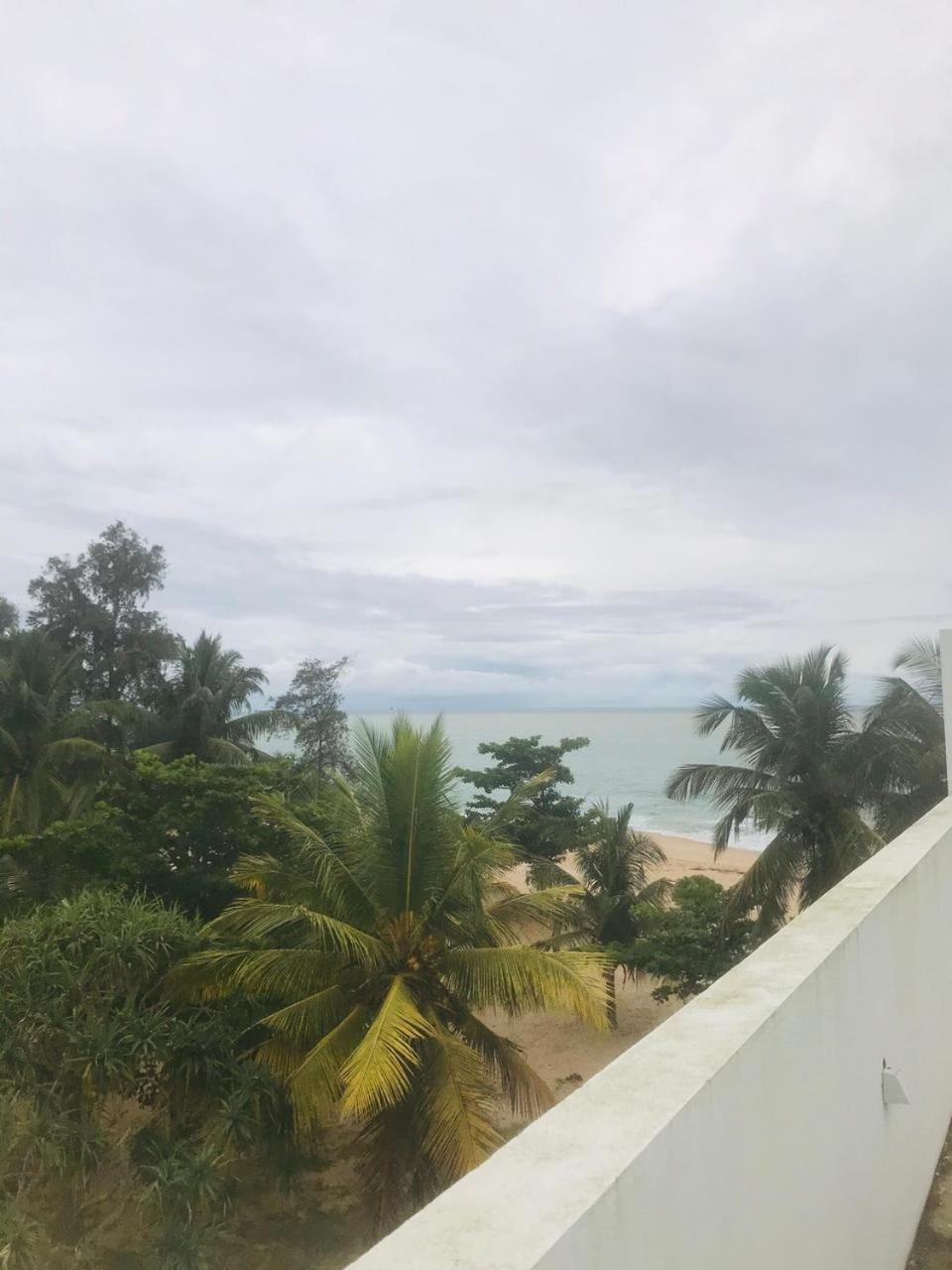 Marakolliya Beach Resort Тангалла Экстерьер фото